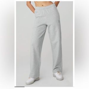 Alo Renown Heavy Weight Sweatpant - SMALL - BONE/CREAM